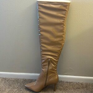 Brand new Jessica Simpson boot